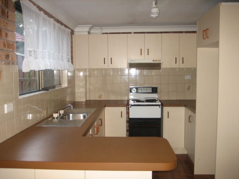 1/8 Farmborough Road, Farmborough Heights NSW 2526