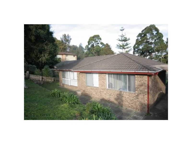 33 Coachwood Dr, Cordeaux Heights NSW 2526