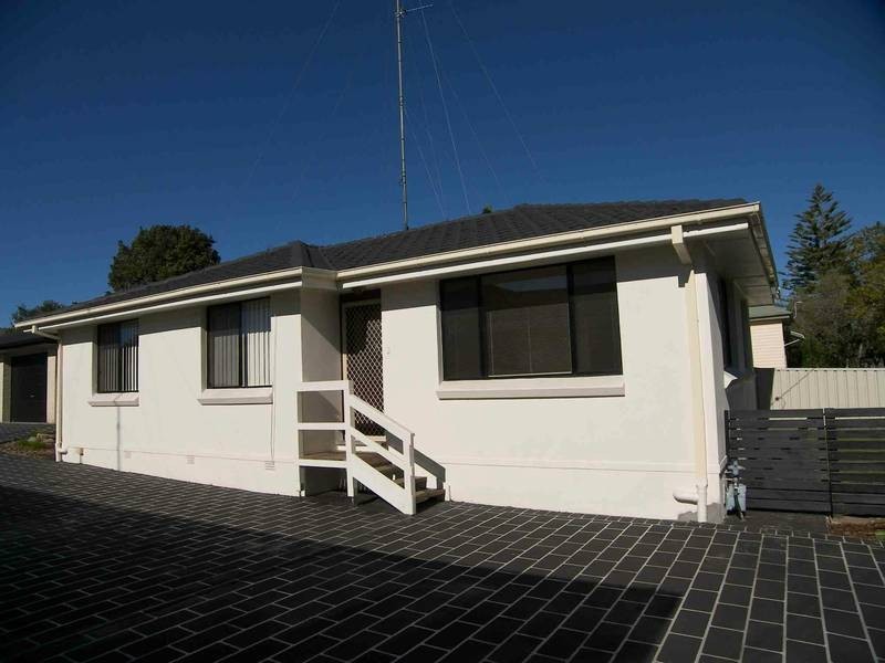 1/32 Central Ave, Oak Flats NSW 2529