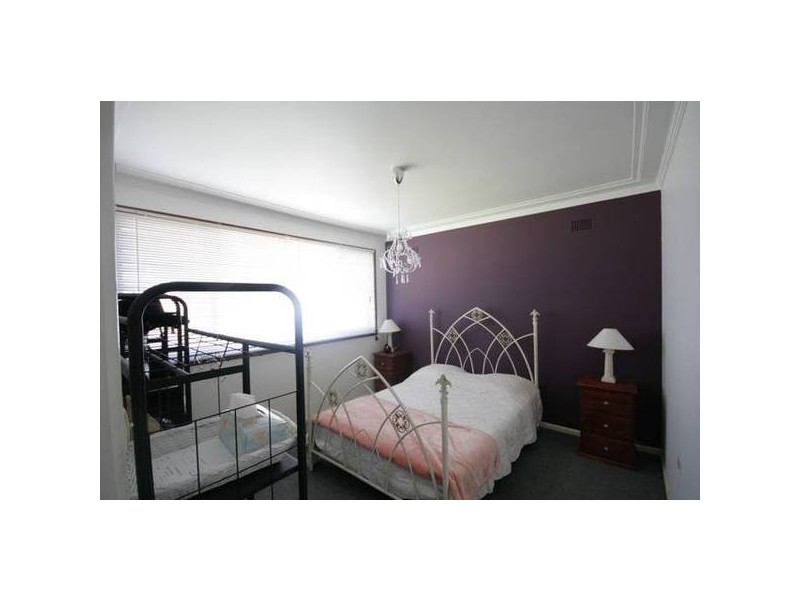 44 Edgeworth Ave, Kanahooka NSW 2530