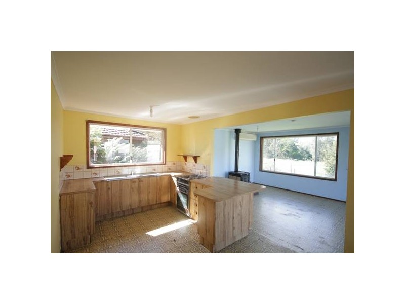 79 Cawdell Dr, Albion Park NSW 2527