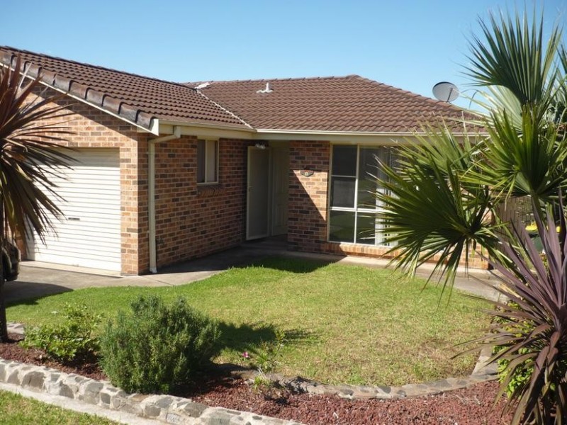 2/5 Oliver Pl, Berkeley NSW 2506