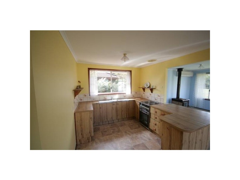 79 Cawdell Dr, Albion Park NSW 2527