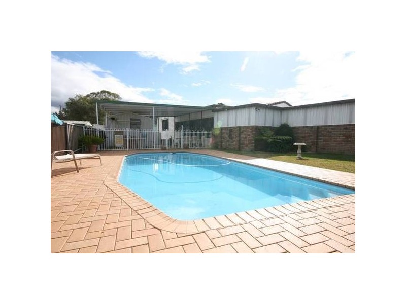2 Eleban Place, Berkeley NSW 2506
