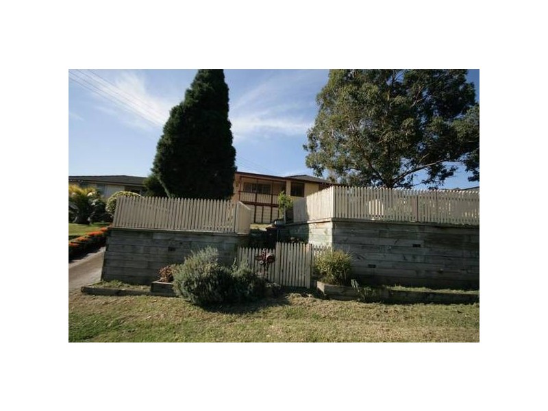 608 Northcliffe Drive, Berkeley NSW 2506