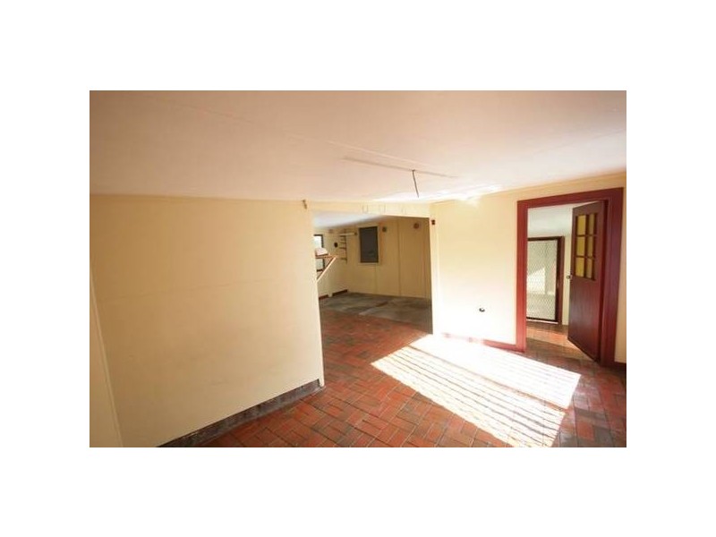 608 Northcliffe Drive, Berkeley NSW 2506