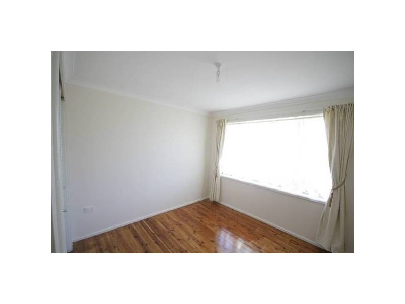 123 Iola Ave, Farmborough Heights NSW 2526