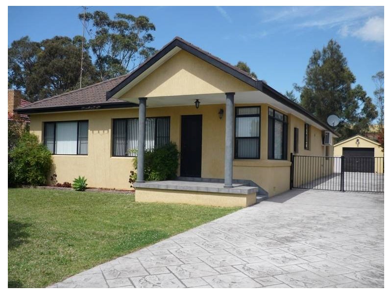 41 Jobson Avenue, Mount Ousley NSW 2519