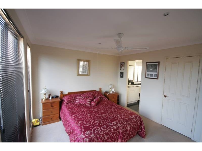 65 Horsley Dr, Horsley NSW 2530