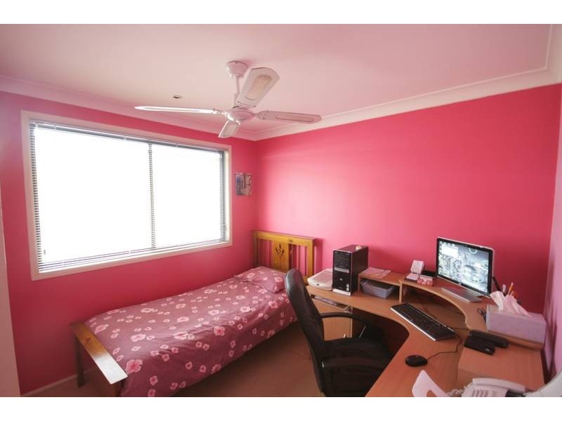 65 Horsley Dr, Horsley NSW 2530