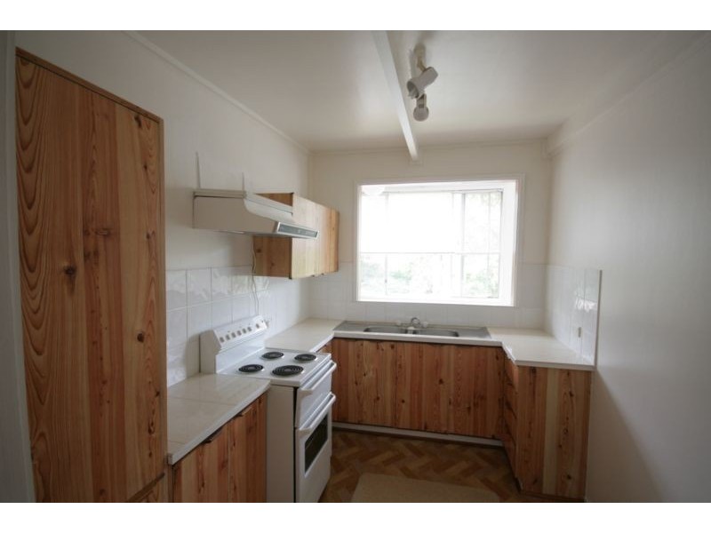 26 Aminya Pl, Farmborough Heights NSW 2526