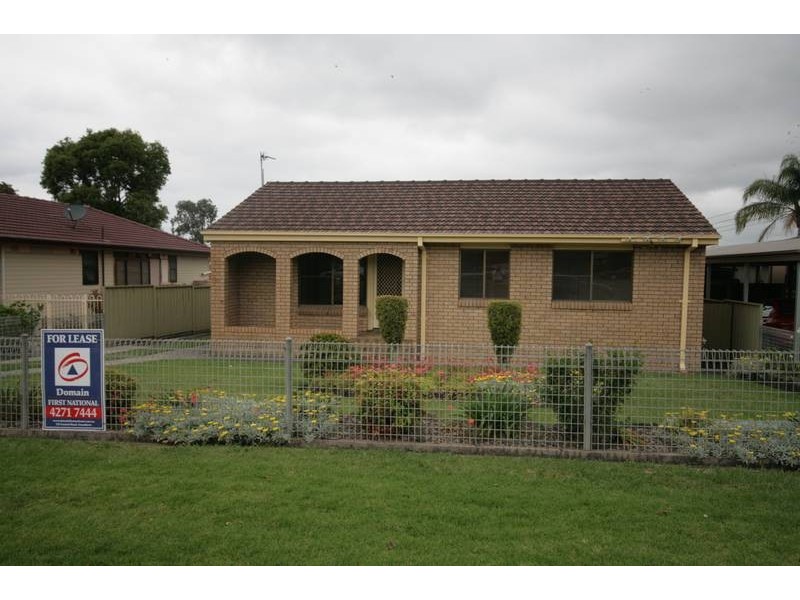 291 Northcliffe Dr, Berkeley NSW 2506