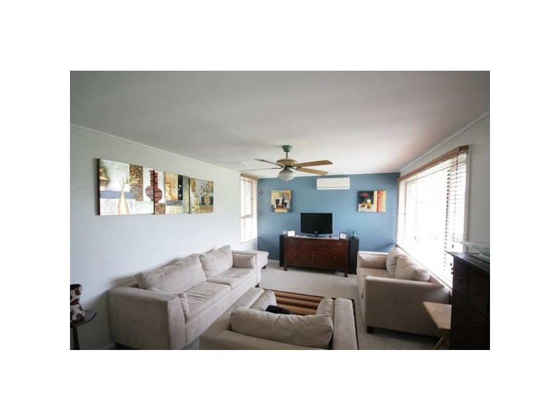 28 Orana Pde, Unanderra NSW 2526