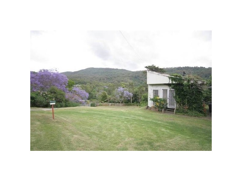 258 Coreadux Rd, Mount Kembla NSW 2526