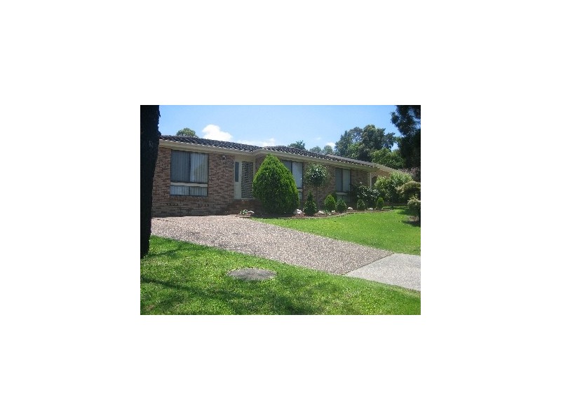 40 Coachwood Drive, Unanderra NSW 2526