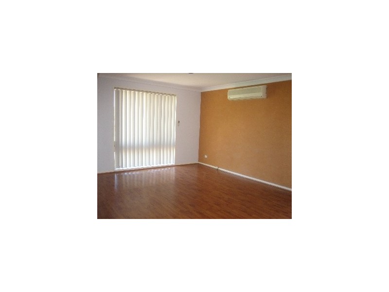 40 Coachwood Drive, Unanderra NSW 2526