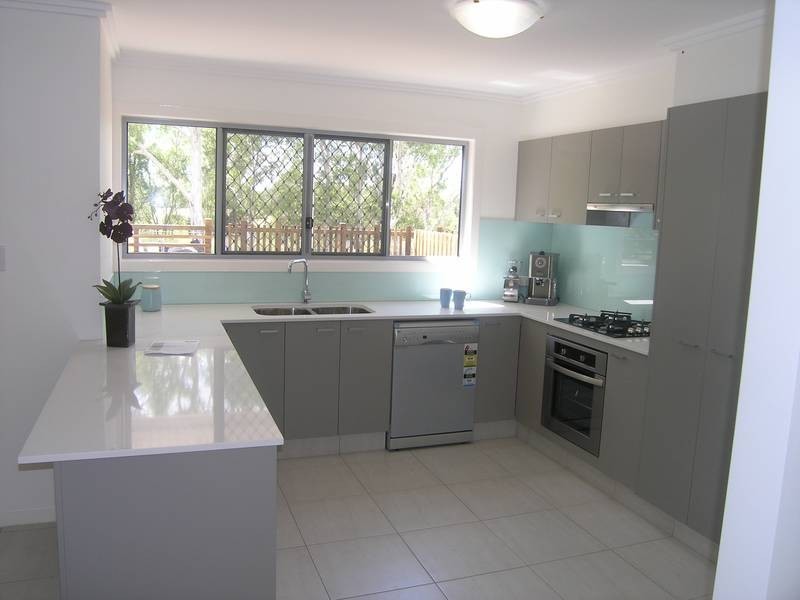 20 Preston Road, Carina QLD 4152