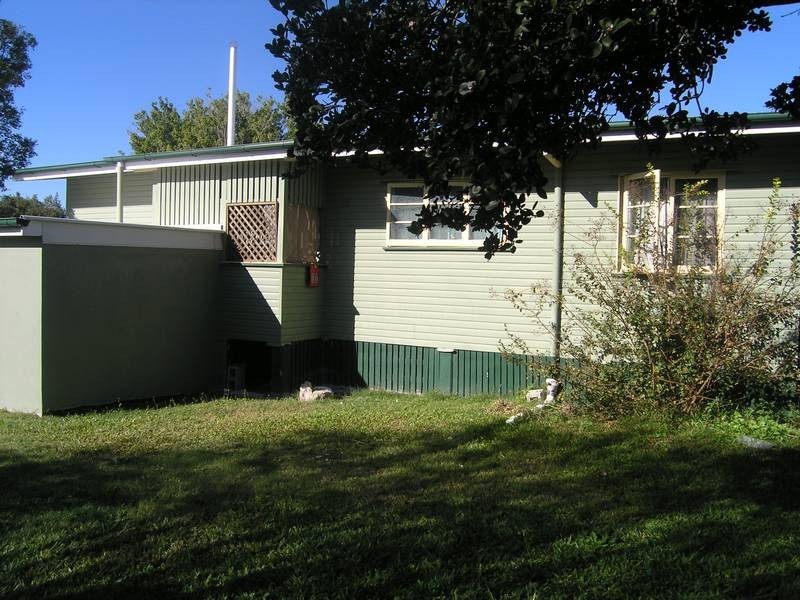 27 Murchison Street, Carina QLD 4152