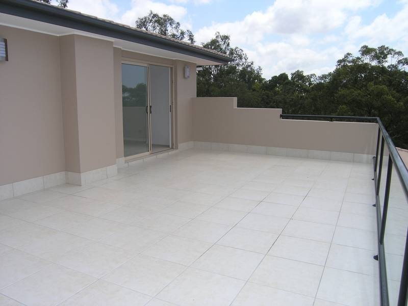 3 Devonshire Court, Carina Heights QLD 4152