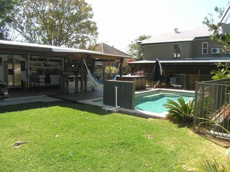 65 Heckleman Street, Carina Heights QLD 4152