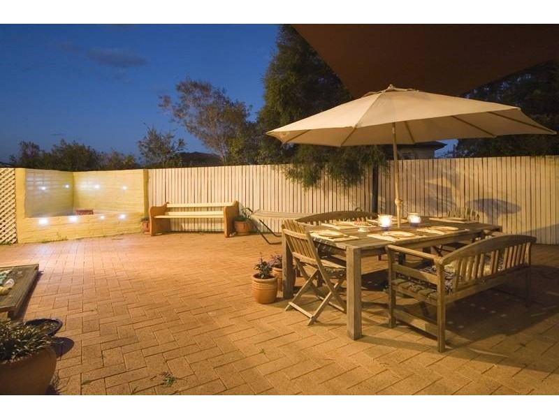 786 Old Cleveland Road, Carina QLD 4152