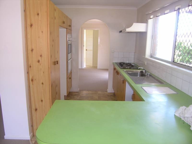 24 Uther Street, Carindale QLD 4152