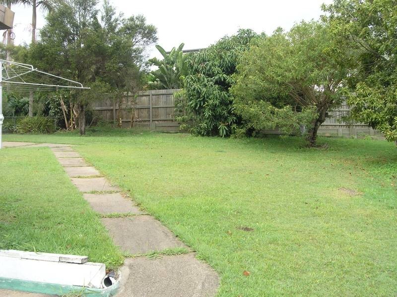 7 Latina Avenue, Seven Hills QLD 4170