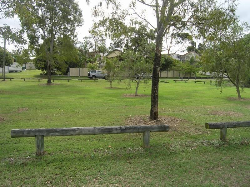 7 Latina Avenue, Seven Hills QLD 4170