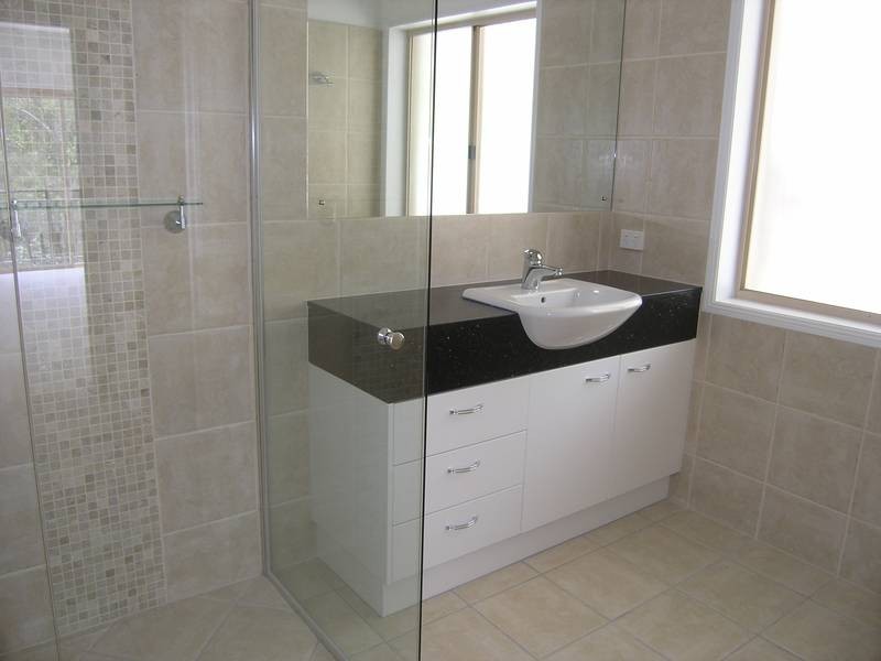 3 Devonshire Court, Carina Heights QLD 4152