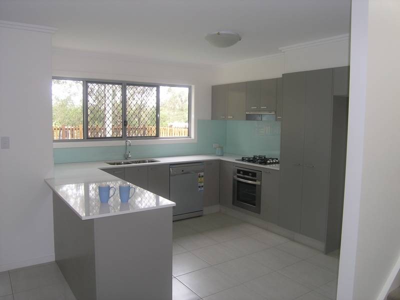 2/20 Preston Road, Carina QLD 4152