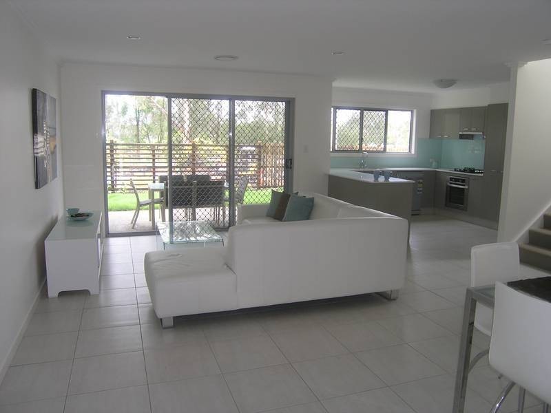 2/20 Preston Road, Carina QLD 4152