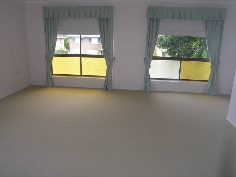 50 Cadogan Street, Carindale QLD 4152