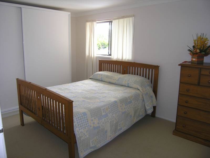 50 Cadogan Street, Carindale QLD 4152