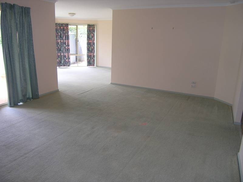 3 Kauri Street, Carindale QLD 4152