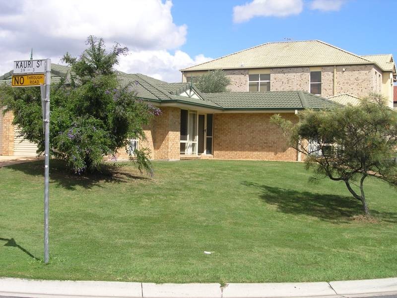 3 Kauri Street, Carindale QLD 4152