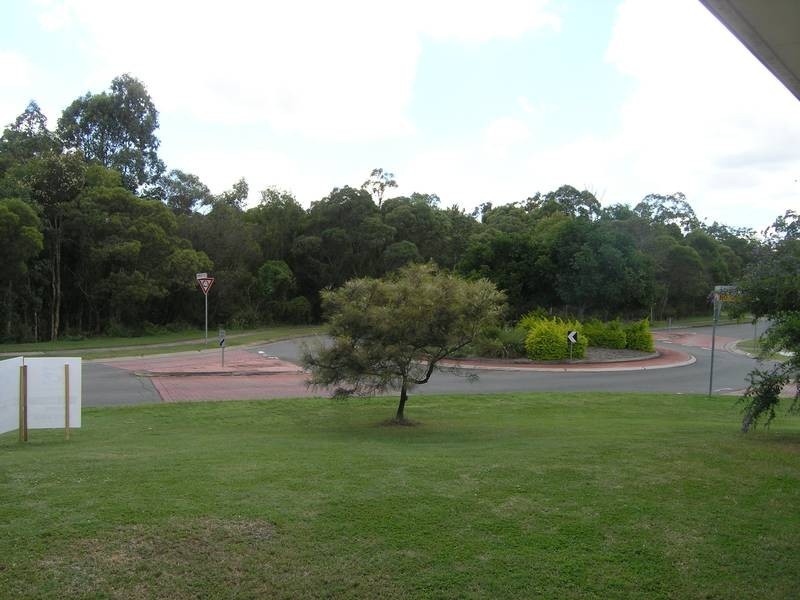 3 Kauri Street, Carindale QLD 4152