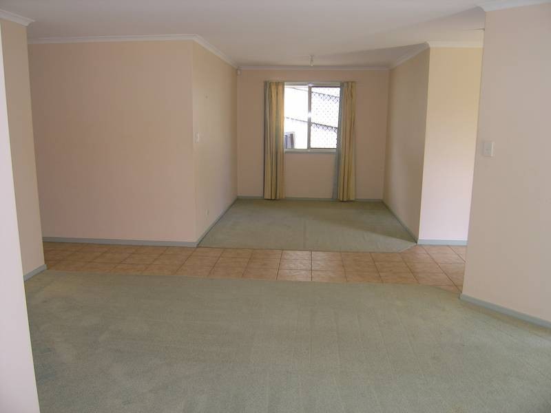 3 Kauri Street, Carindale QLD 4152