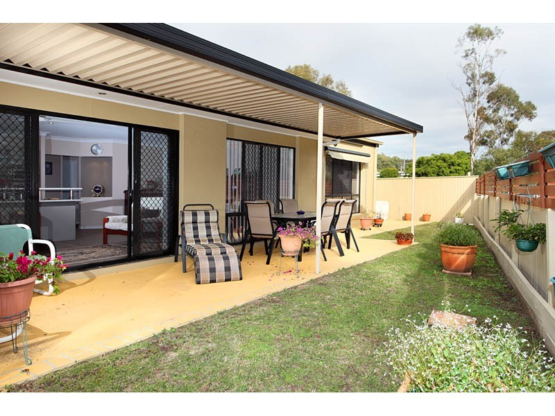 18 Reynolds Street, Carindale QLD 4152