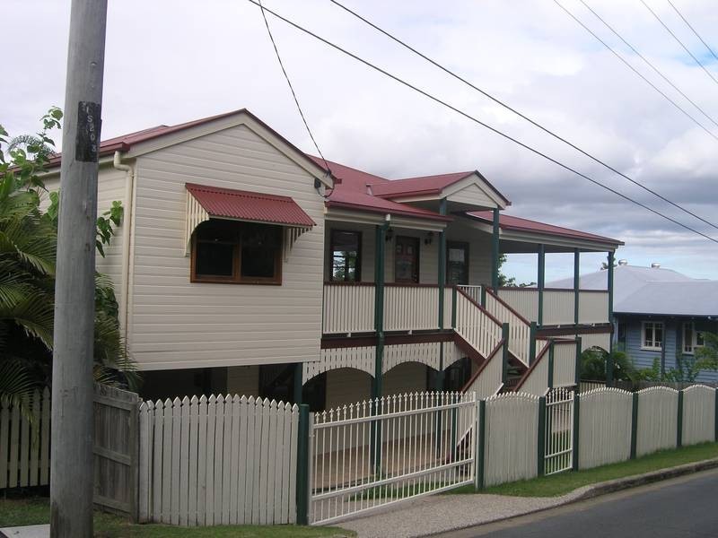 3 DALY STREET, Camp Hill QLD 4152