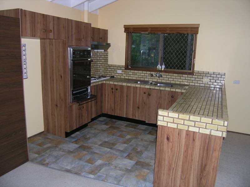 2/144 Samuel Street, Camp Hill QLD 4152