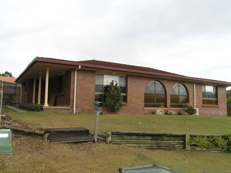 24 Rossmoya Street, Carindale QLD 4152