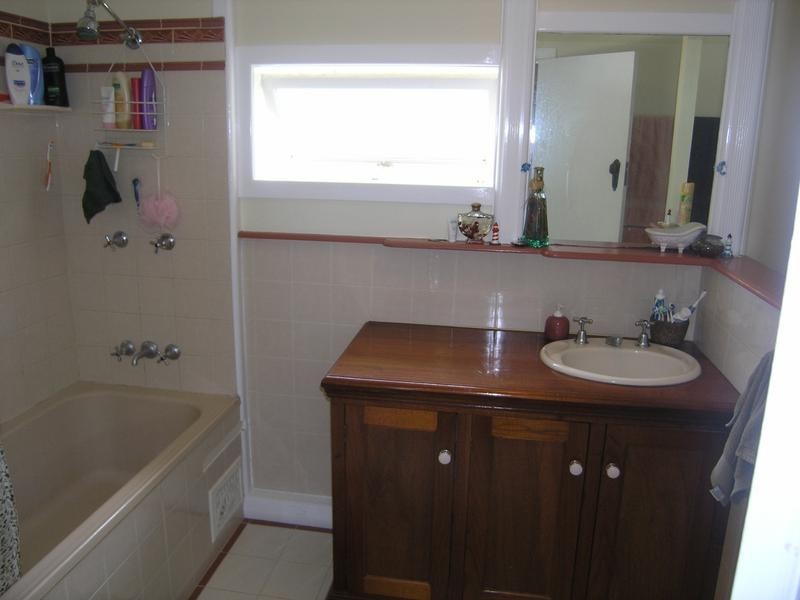 79 Broadway Street, Carina QLD 4152