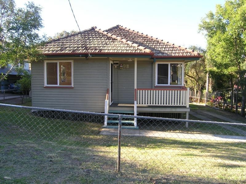 12 Chataway Street, Carina Heights QLD 4152