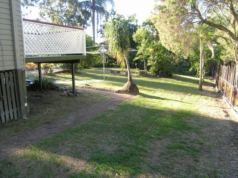 12 Chataway Street, Carina Heights QLD 4152