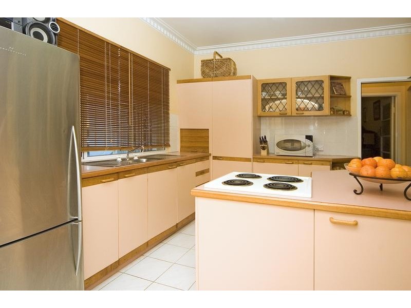 786 Old Cleveland Road, Carina QLD 4152