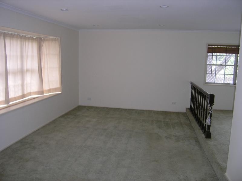 1023 Creek Road, Carindale QLD 4152