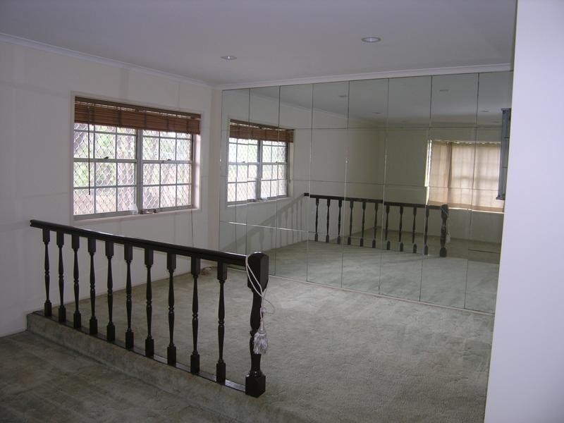 1023 Creek Road, Carindale QLD 4152