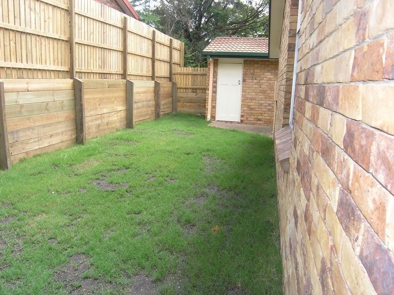 1023 Creek Road, Carindale QLD 4152