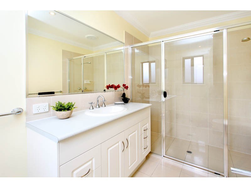 23 Giordano Place, Belmont QLD 4153