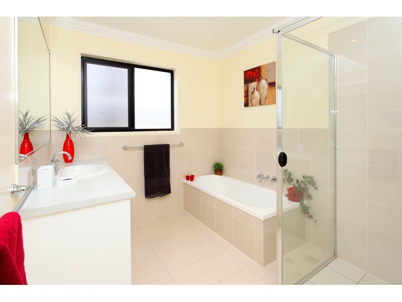 23 Giordano Place, Belmont QLD 4153